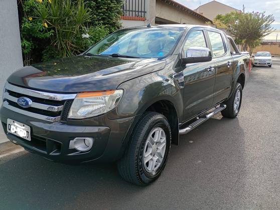 FORD RANGER 3.2 XLT 4X4 CD 20V DIESEL 4P AUTOMÁTICO FORD RANGER 3.2 XLT 4X4 CD 20V DIESEL 4P AUTOMÁTICO